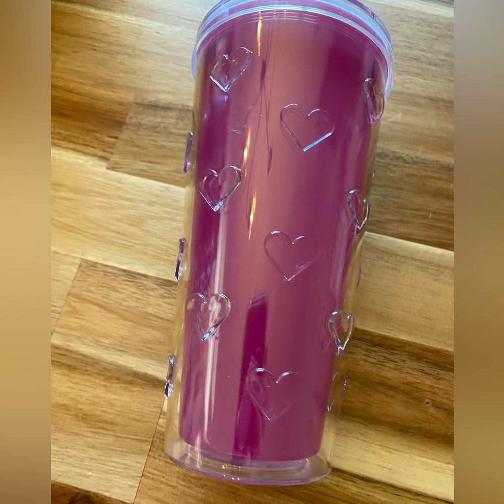 Pink heart 22 oz cup (missing straw)